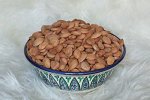 Ядра абрикосовых косточек