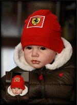 Красная шапочка д/м Ferrari
