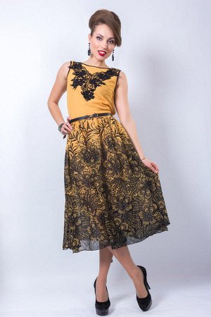Романтичное платье приталенного силуэта из полотна шифон