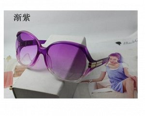 Солнцезащитные очки фиолетовые с серебряными вставками на дужках