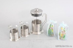 7127 GIPFEL Набор: стеклянный заварочный чайник с поршнем 600 мл , 2 кружки 200 мл., 2 новогодние свечи