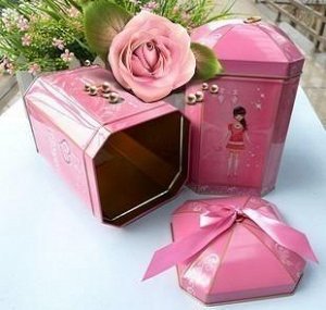 Металлическая коробка розовая