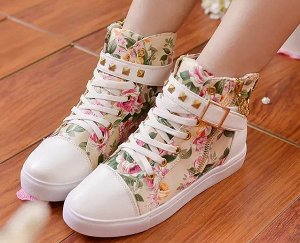 ботинки с ремешком цветочные
