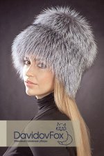 Женская шапка меховая