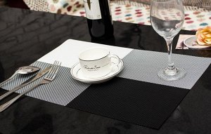 Салфетка Сервировать стол нужно роскошно! Столовый текстиль – хороший способ разнообразить вид накрытого стола. Также салфетка - Защищает поверхность столешницы и уменьшает шум от посуды и столовых пр