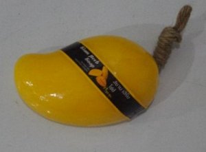 Манго Ароматное нежное мыло Манго на основе натуральных компонентов превосходно пенится и имеет нежный успокаивающий фруктовый запах.