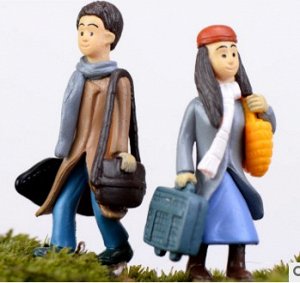 Девушка с багажом