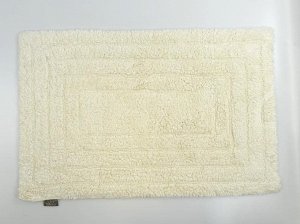 Кремовый Коврик для ванной "MODALIN" ANTE 55x85 см
Артикул: 5040
Размер: 55x85 см 1/1
Состав: 100% хлопок
Страна: Индия
Плотность: 1200 гр/м2