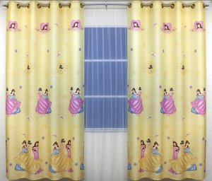 Радуга НА люверсах  или Шторной тесьме пишем в комментарии . Комплект штор с детским рисунком "Радуга" отшивается из портьерной ткани с печатным рисунком.
Ширина штор 3 метра, высота 2,5 или 2,7 м.
