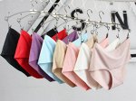 Трусы бесшовные. Материал: полиамид/нейлон. Размер one size: талия (ширина) 33-48 см, длина 23 см.