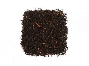 чай Индийский чай.Настой цвета чёрного янтаря, прозрачный, густой, с сильным фруктовым ароматом. Вкус гармоничный, приятный, с необычной солодовой нотой в теле вкуса, затаённой горечью и выраженным, д