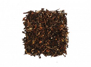 чай Настой цвета чёрного янтаря, прозрачный, густой, с изумительным свежим цветочным ароматом настоя и прекрасным, сбалансированным вкусом с горьковатой цветочной ноткой и лёгким, невероятно приятным 