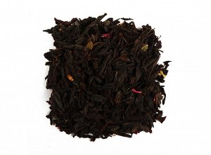 чай В состав этого напитка входит смесь классических сортов чёрного чая, зелень чабреца и земляники, розовый василёк, ароматические масла.