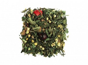 чай В состав этого напитка входит смесь классических сортов зелёного чая, целебная ромашка, кусочки клубники, цельная чёрная смородина, смородиновый лист, ароматические масла.