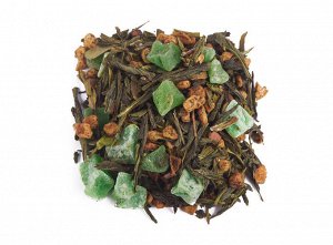 чай В состав входит ароматная сенча, некрупные кусочки яблока, изумрудно-зелёные цукаты  и  натуральные ароматические масла.