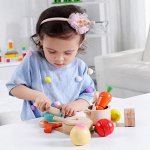 Набор деревянных продуктов для нарезки с ножиком и посудкой