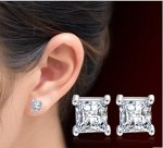 Серьги из стерлингового серебра украшенные  искусственным камнем