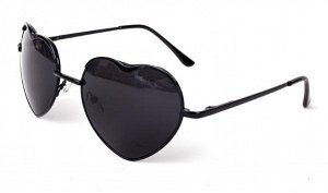 Солнцезащитные очки  в форме сердца с черными стеклами