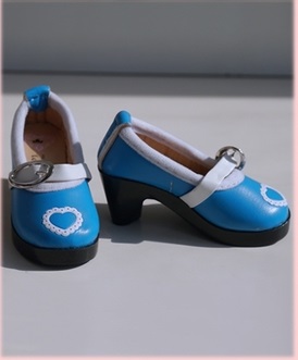 2286266 обувь на куклу туфли на каблуках с сердечком PS019: цвет СИНИЙ: материал кожзам пластик; размер куклы см: 60