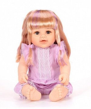 2286599 кукла в платье и штанишках 3К2А1341; цвет СИРЕНЕВЫЙ; материал винил; размер см: 48*34