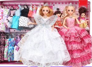 2286752 подарочный кукольный набор (К1): 4 куклы, гардероб, аксессуары, детские игрушки; цвет РОЗОВЫЙ БЕЛЫЙ; материал винил; размер см: 47*32*7