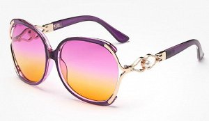 Солнцезащитные очки светло-фиолетовые с жемчужиной на дужке