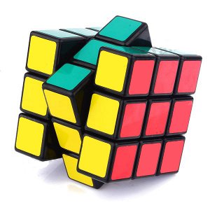 Кубик Куб отличного качества по демократичной цене - для тех, кто начинает собирать кубик и хочет получить куб с легким вращением граней. Shengshou Wind устойчив в сборке, сделан из качественного плас