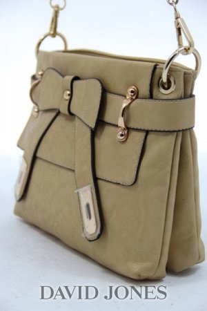 Batty 294 Beige