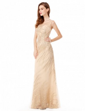 Нежное бежевое вечернее платье с золотистым декором