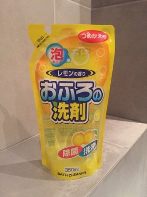Пенящееся чистящее средство для ванны Rocket Soap - свежий лимон