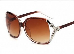 Солнцезащитные очки коричневые с двумя цветочками на дужках
