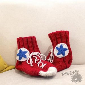 Вязанные носки "Кеды" (красные)