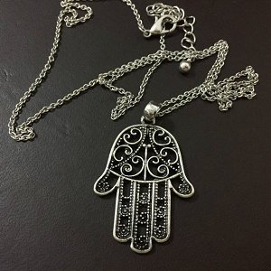 Цепочка с подвеской  Рука Защиты