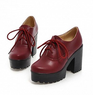 Ботинки цвет ЧЕРНЫЙ
Осенние ботинки на высоком каблуке и толстой подошве, на шнуровке
Высота каблука 9,5см Подошва 3-4 см