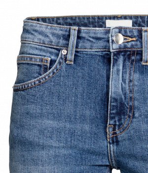 Классические джинсы на 42 р