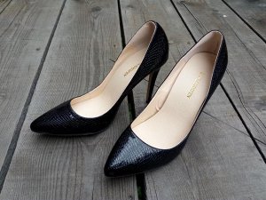 Туфли женские, цвет черный