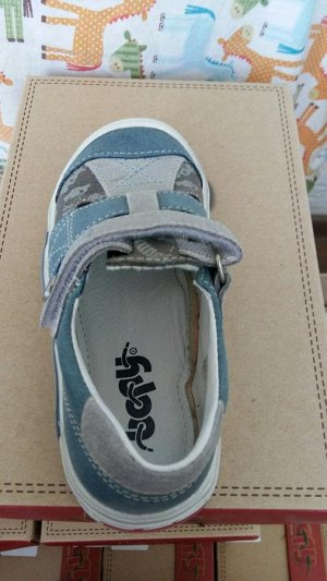 Классные легкие сандалии для мальчика в садик или на прогулку