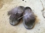 Тапочки женские из овчины с меховым помпоном