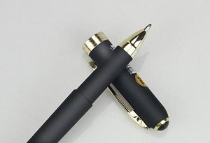 Стильная матовая с отделкой золотом гелевая ручка