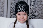 Детская шапка цвет молочный/черный