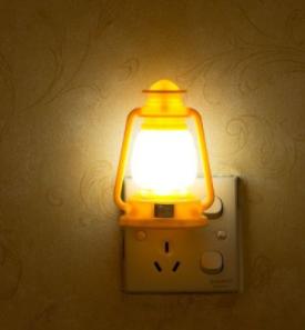 Светодиодный светильник-ночник  "Лампа"