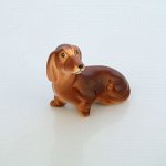 Статуэтка фарфоровая &quot;Такса коричневая&quot;, 7 см, авторская роспись