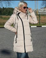 Стильная куртка с капюшоном