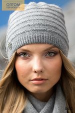 Шапка женская утепленная