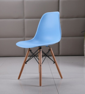 стул пластик голубой/ножки дерево