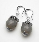 Серьги WOLVERHAMPTON с серым агатом из коллекции X-GEMS