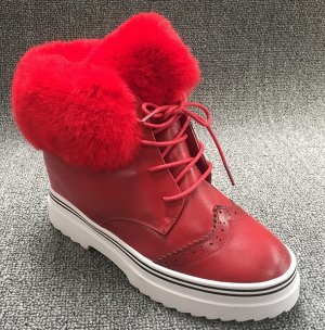 Кожаные ботинки красные