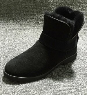 Замшевые ботинки черные