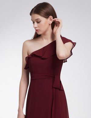 Нежное вечернее бордовое платье с воланом на одно плечо