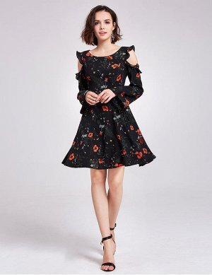 Черное шифоновое платье с цветочным рисунком и открытыми плечами